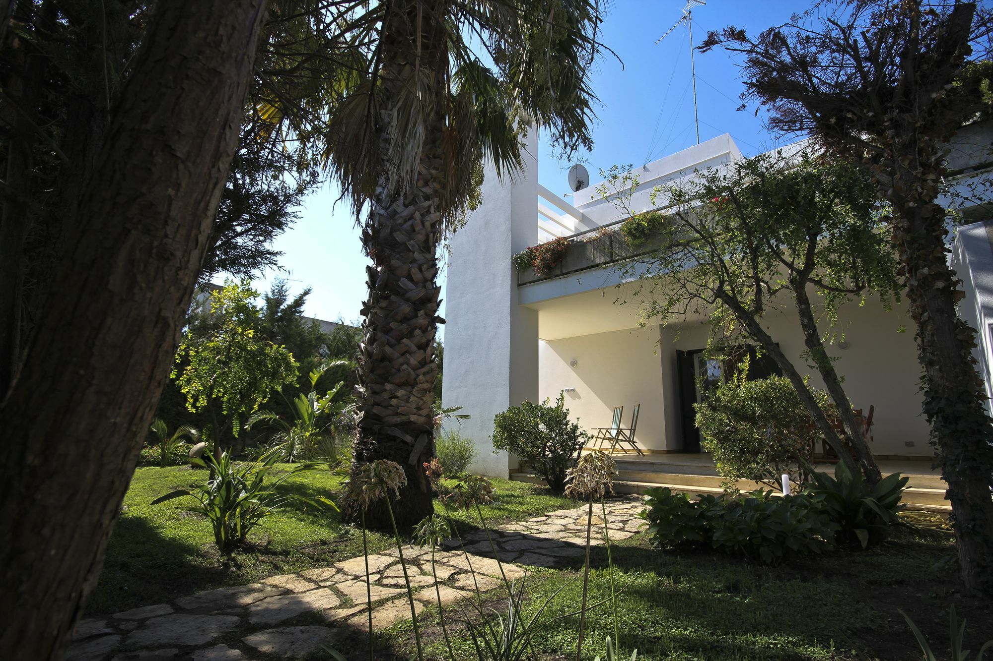 B&B Villa Genny A Pochi Passi Dal Mare San Cataldo  Exterior foto